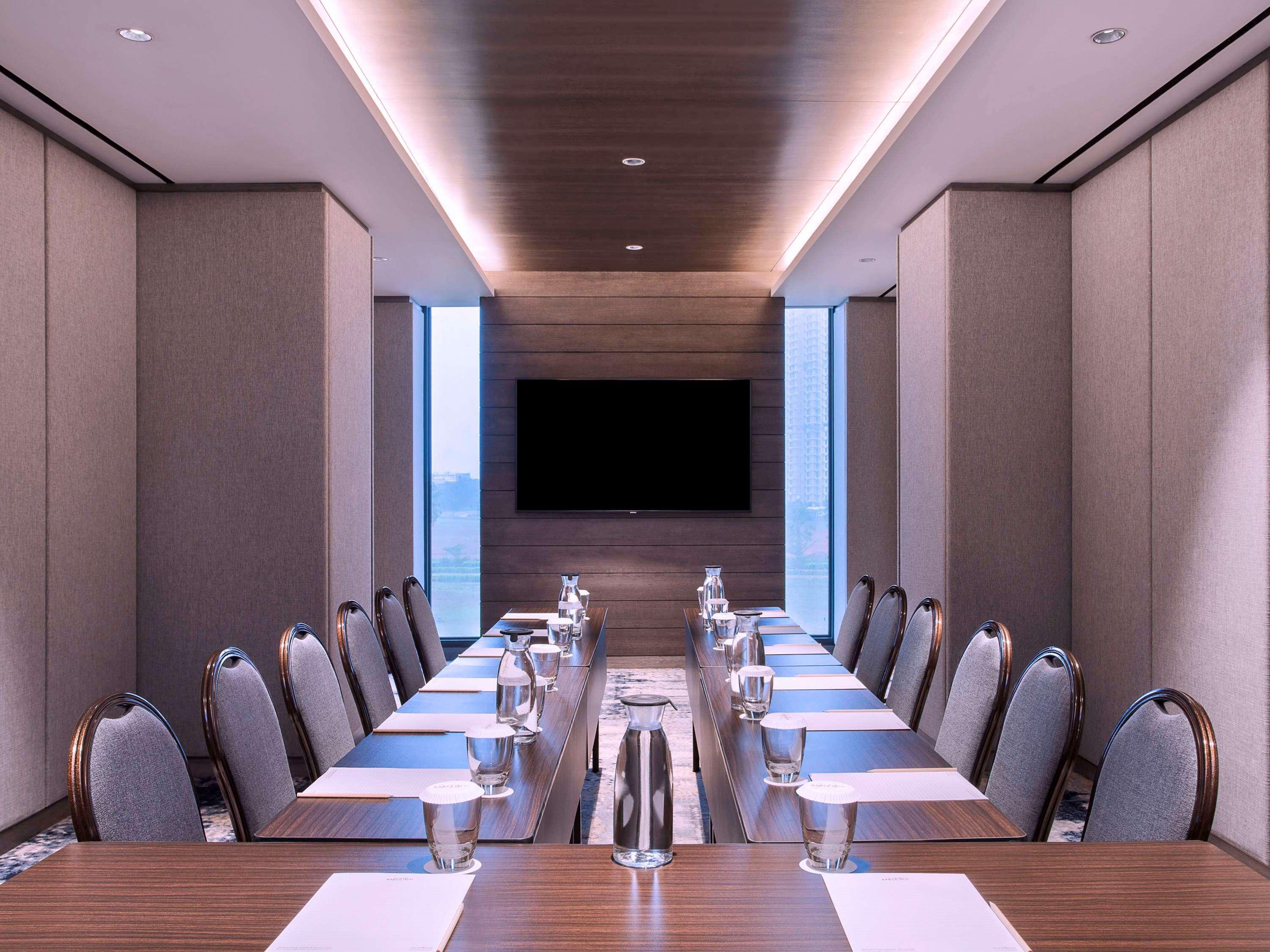 Mercure Tangerang Bsd City Extérieur photo