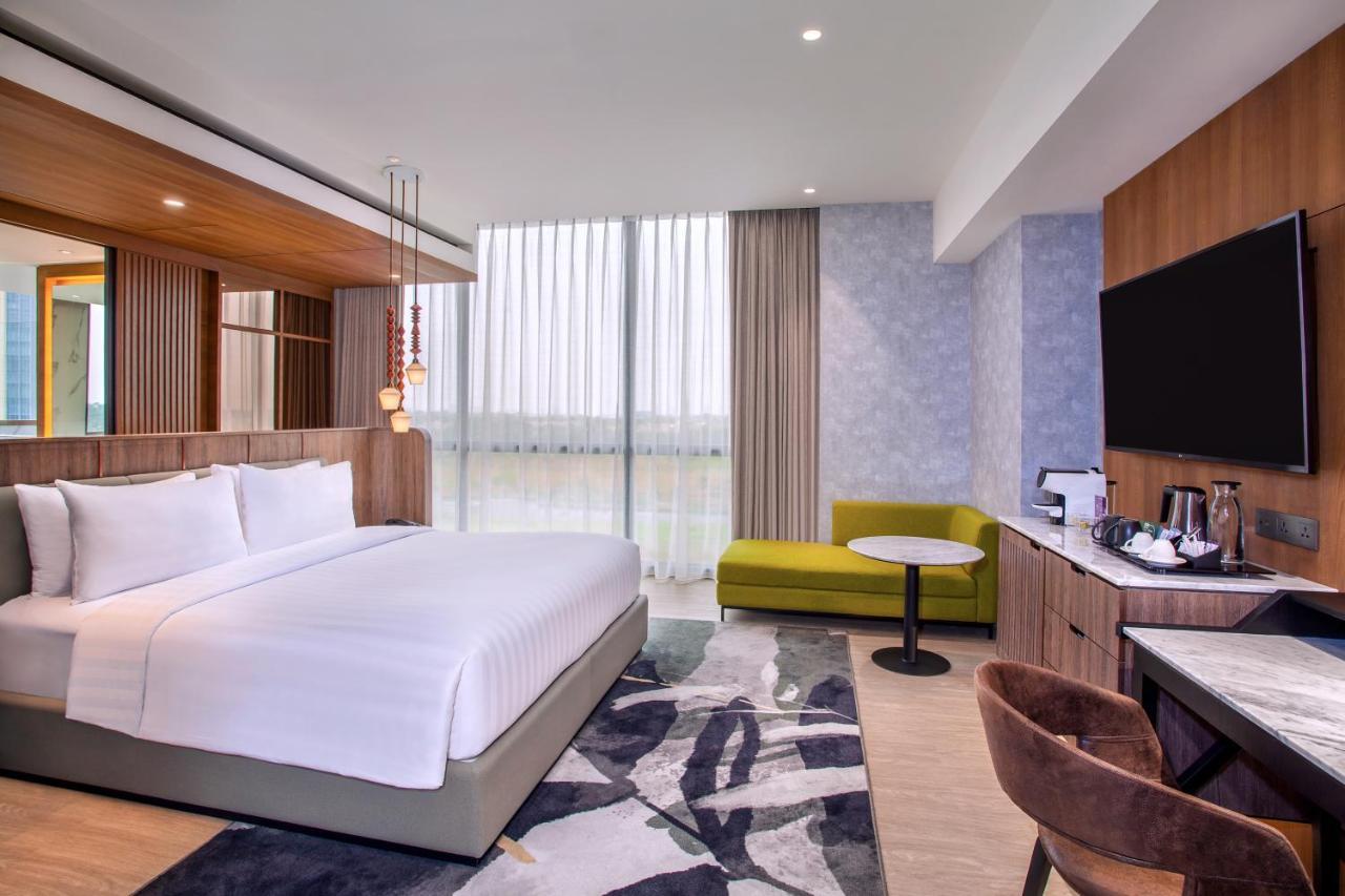 Mercure Tangerang Bsd City Extérieur photo